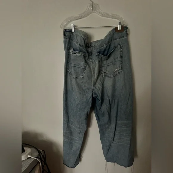 American Eagle Outfitters Relaxed Distressed Jeans - Light Blue - Picture 4 of 5
